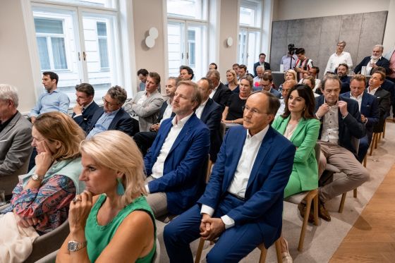 Business Talk mit Karoline Edtstadler, 19. Juni 2023 © Hans Leitner - Photography